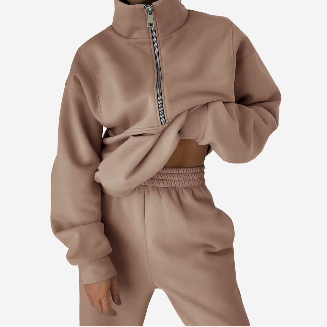 Women's Half-Zip Tracksuit Set with Long Sleeves Image