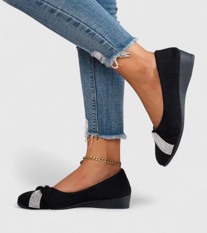 Leigh | Orthopaedic Shoes Image