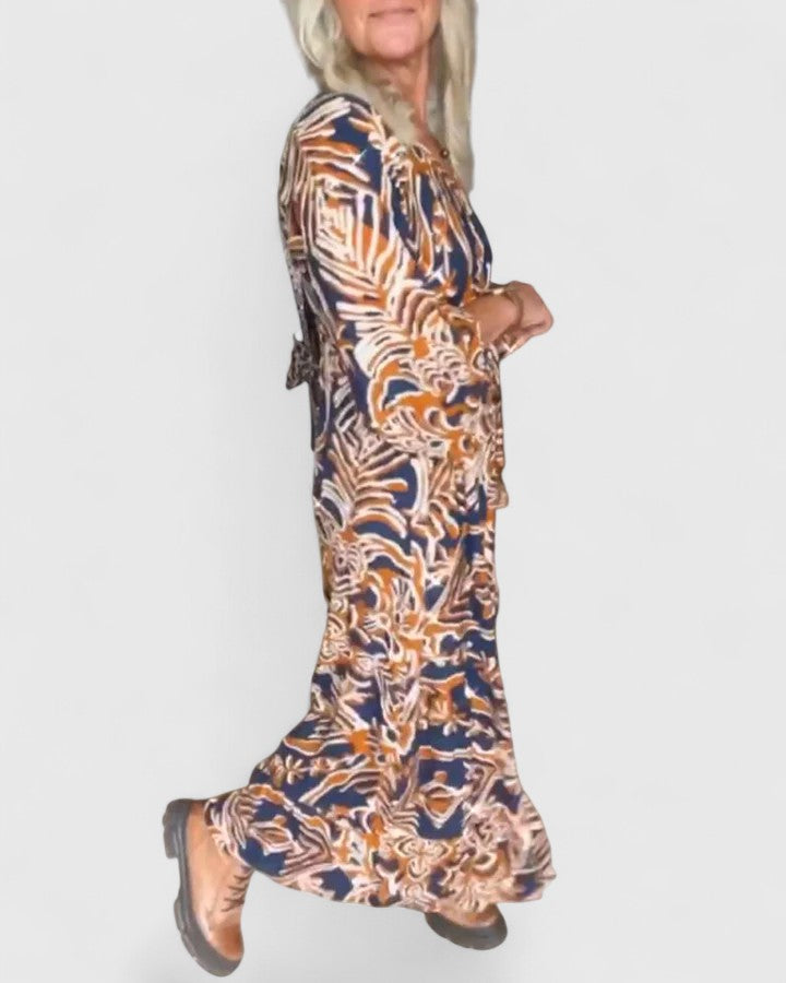 Julee | Sophisticated Maxi Dress Image
