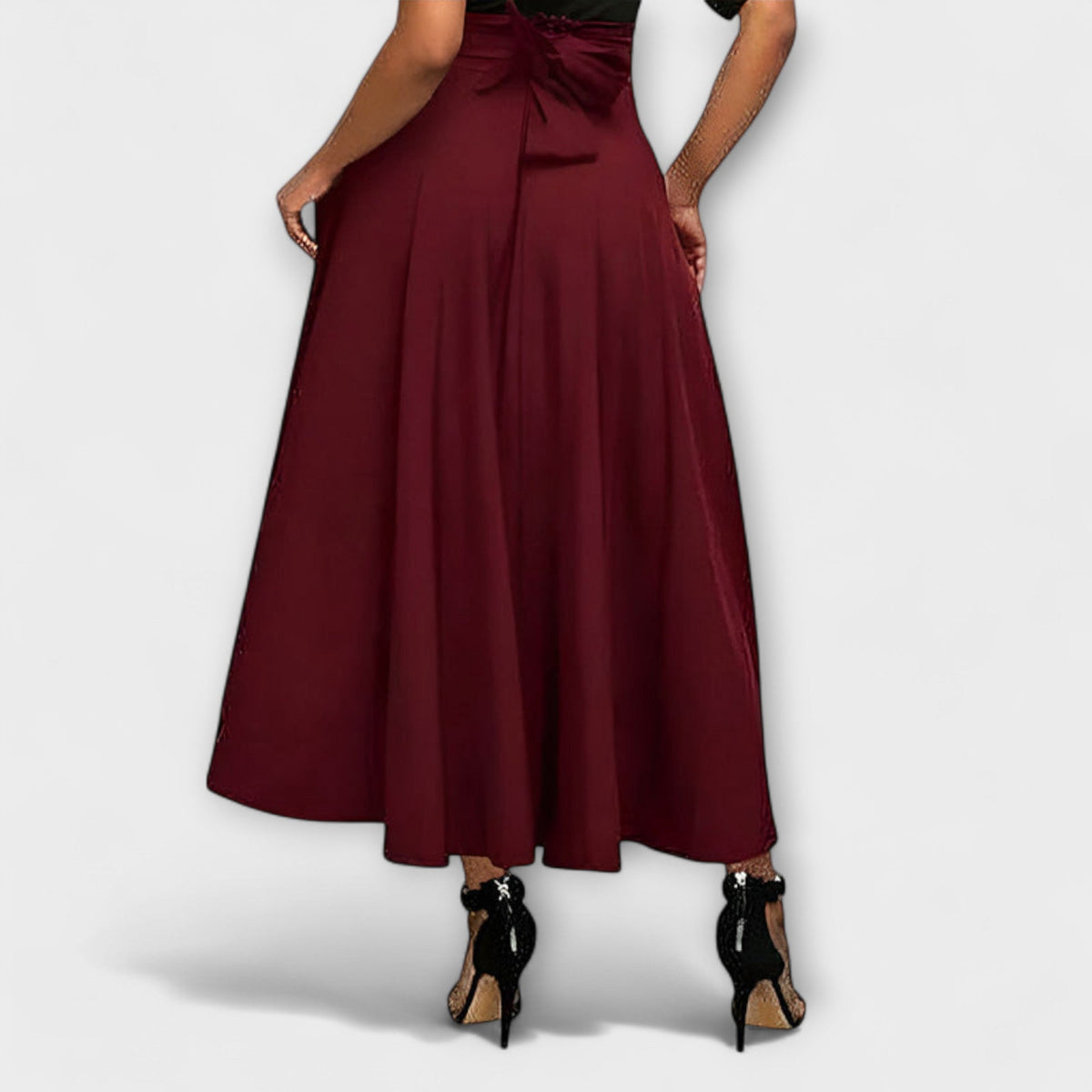 Lariss | Elegant Maxi Skirt Image