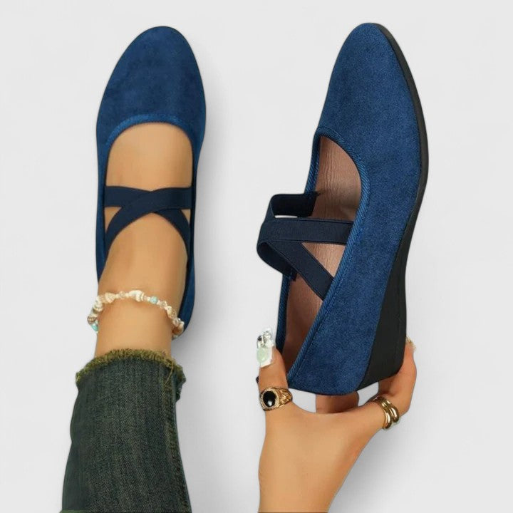 Jynna | Orthopaedic Shoes Image