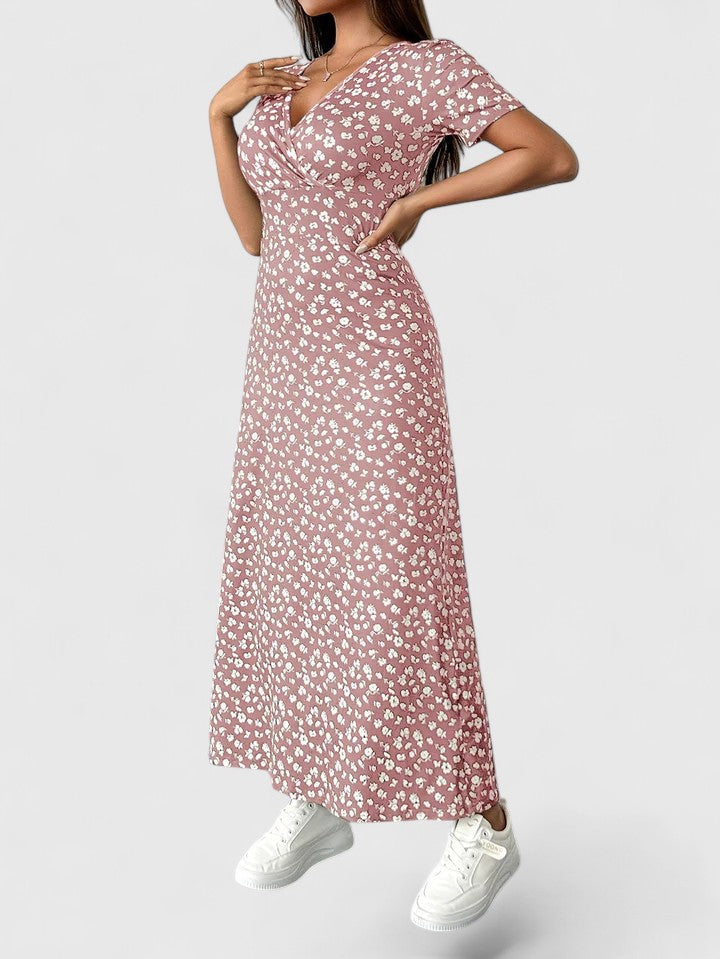Yulivette | Sophisticated Maxi Dress Image