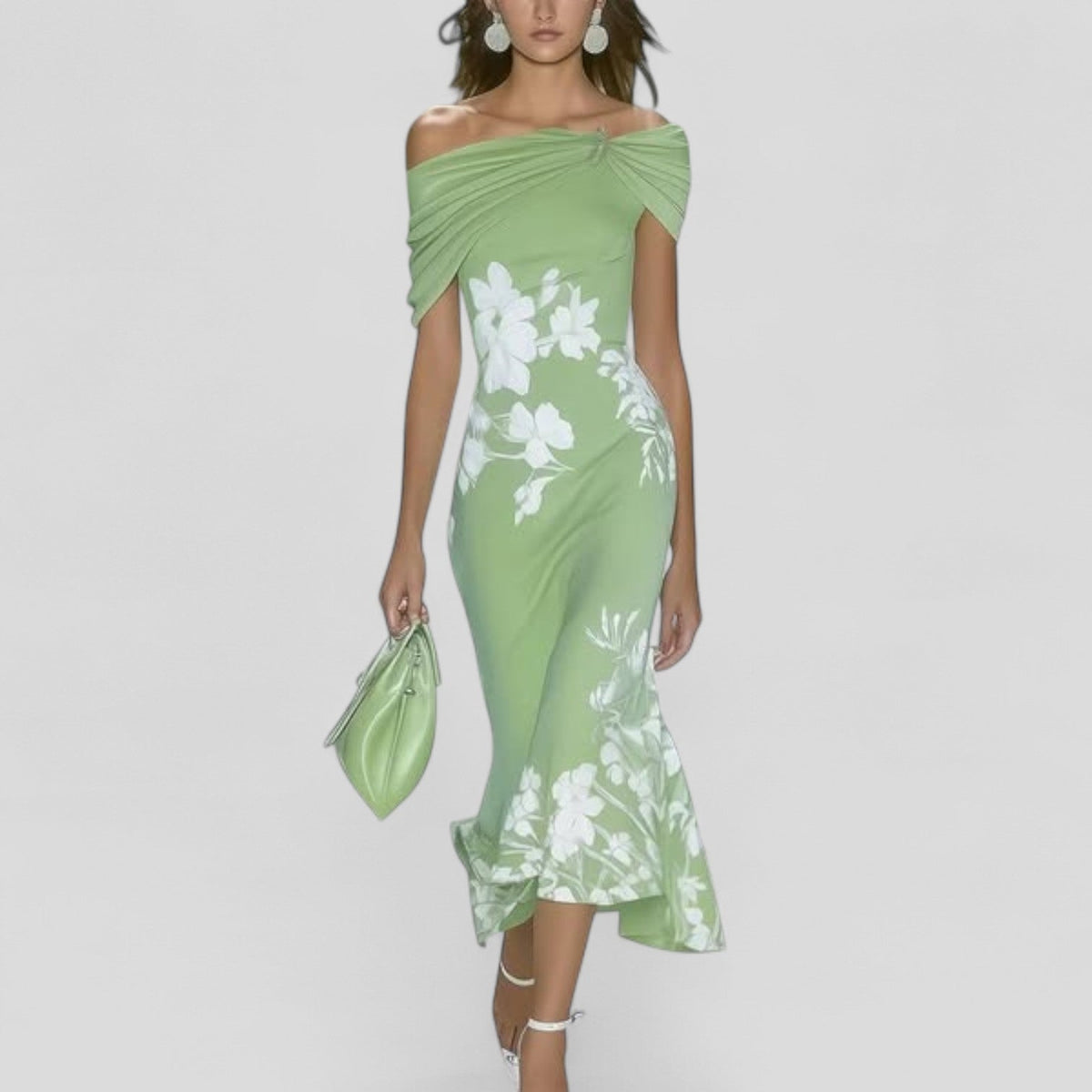 Isabrunel | Elegant Midi Dress Image