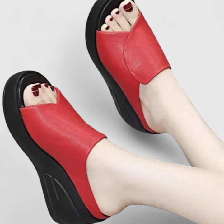 Celionette | Orthopaedic Wedge Sandals Image