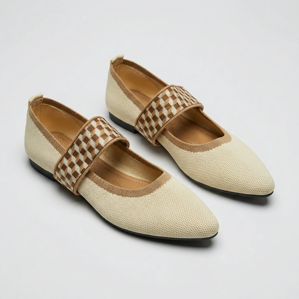 Women's Mary Jane Flats with Elastic Strap and Pointed Toe Image