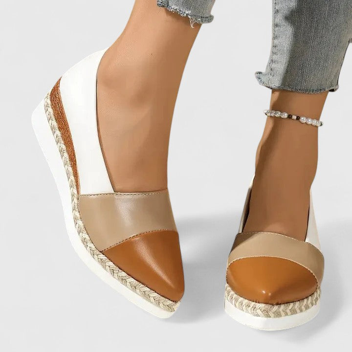 Kynsleigh | Orthopaedic Shoes Image