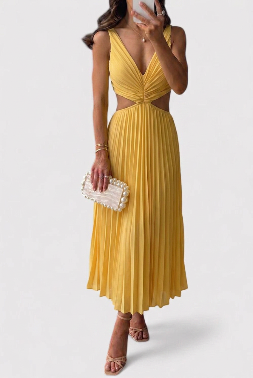 Karen | Elegant Sleeveless Dress Image
