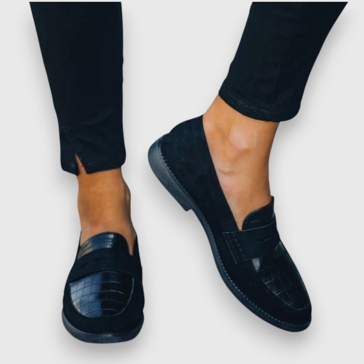 Mariluz – Orthopaedic Loafers Image