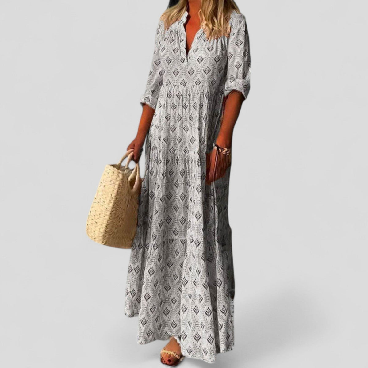 Marcivine | Sophisticated Maxi Dress Image