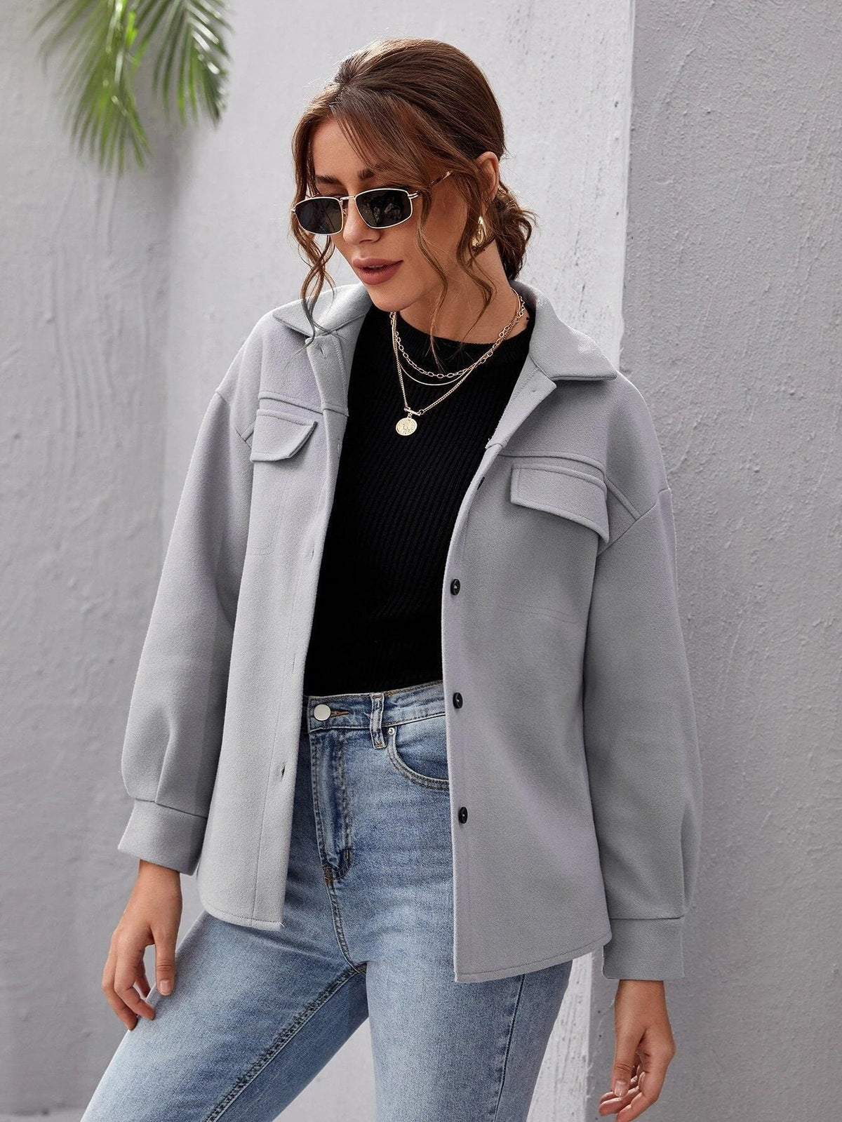 Women's Oversized Shirt Jacket with Collar and Pocket Detail