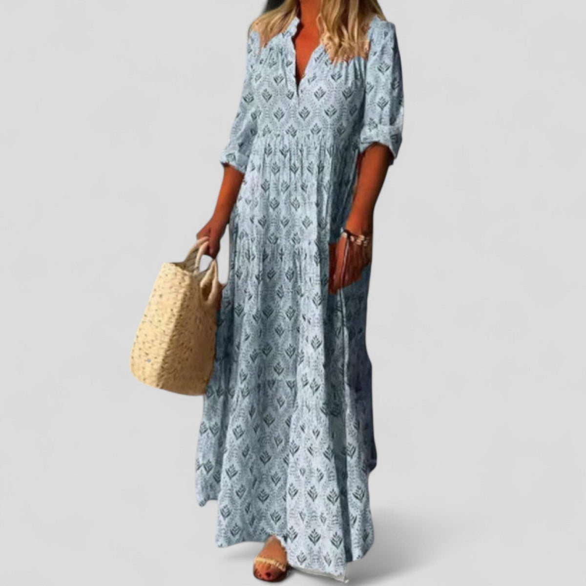 Marcivine | Sophisticated Maxi Dress Image