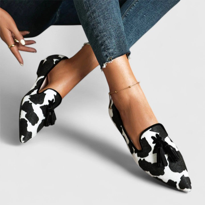 Dhreika | Smart Fit Loafers Image