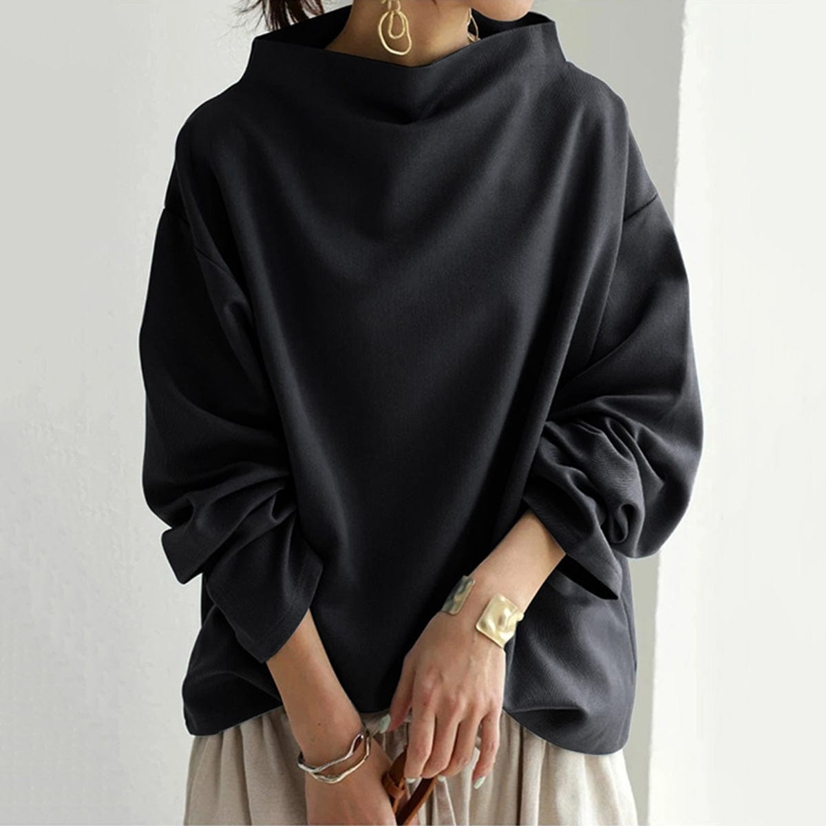 Renli | Sophisticated Top Image