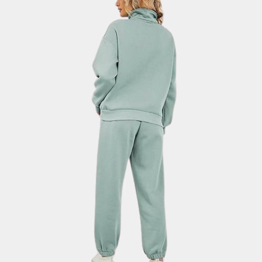 Women's Half-Zip Tracksuit Set with Long Sleeves Image