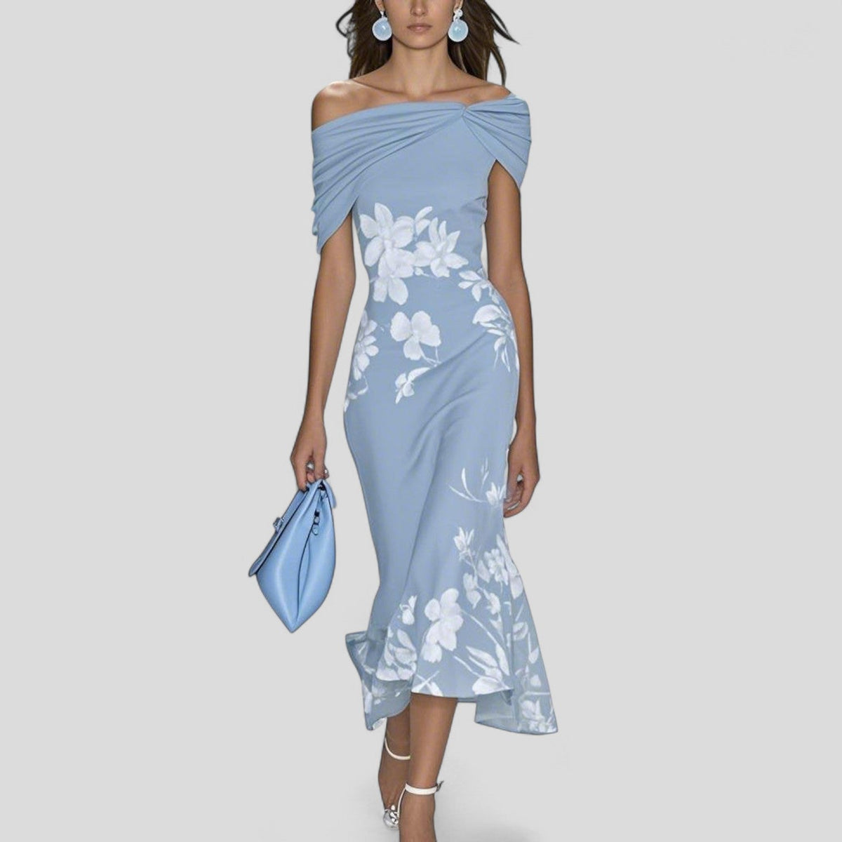 Isabrunel | Elegant Midi Dress Image