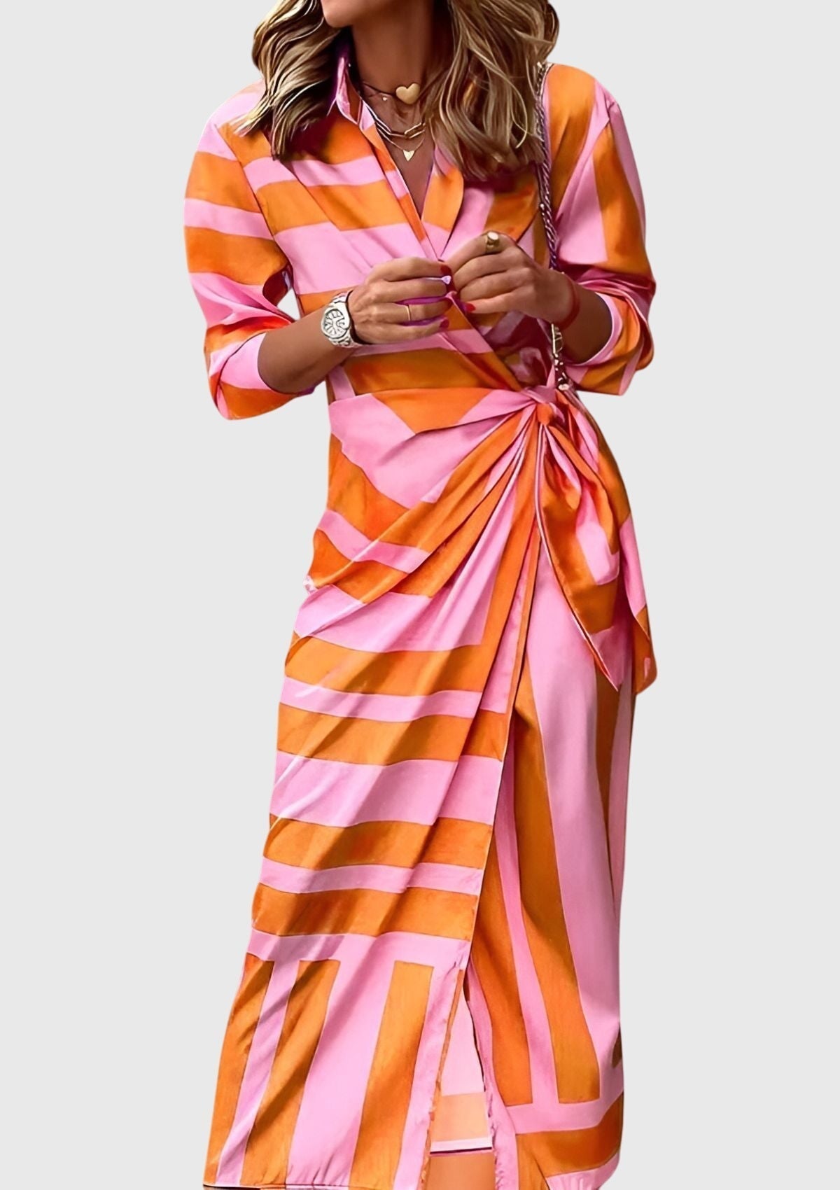 Everly | Elegant Wrap Dress With Print Image