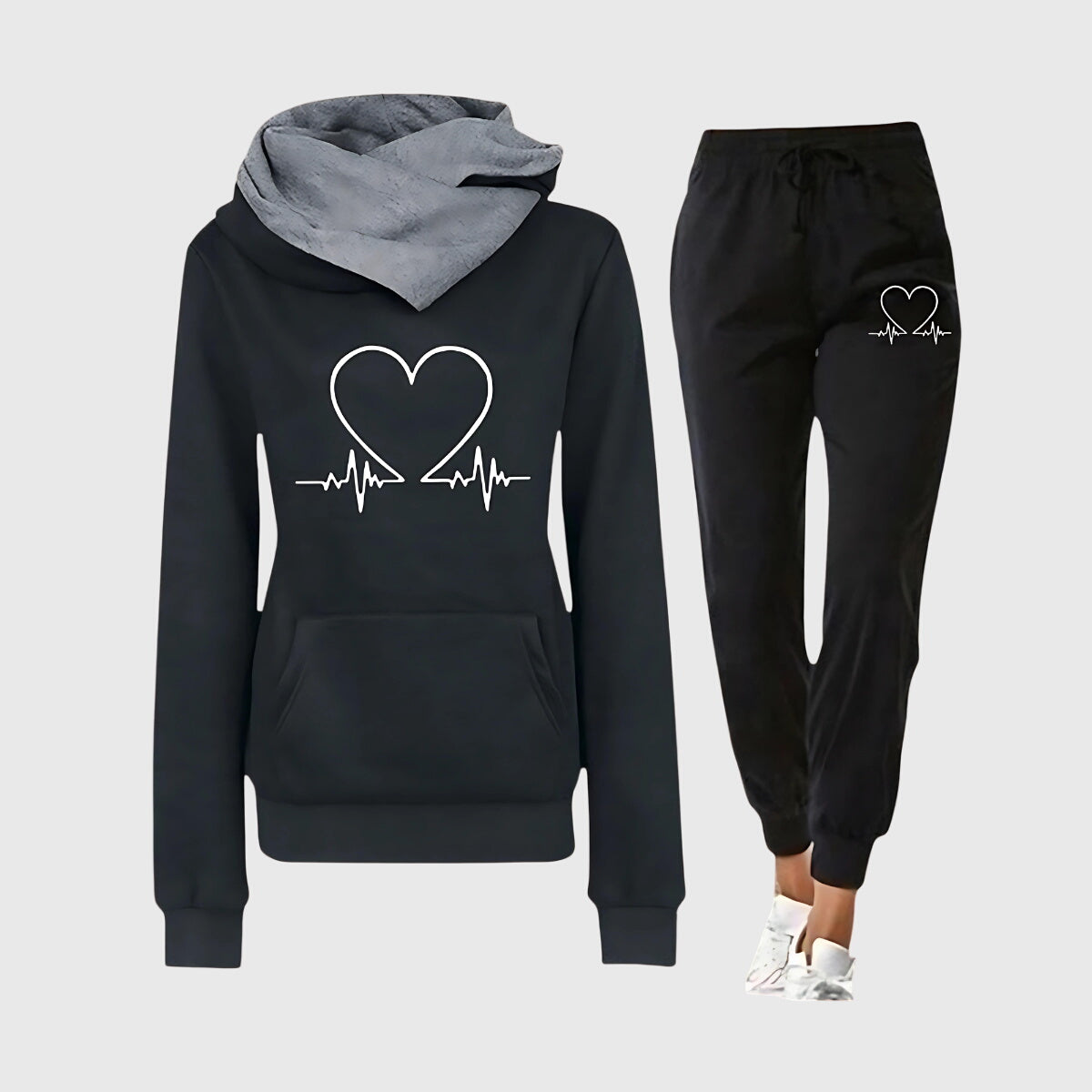Heartbeat | Comfortable Tracksuit Image