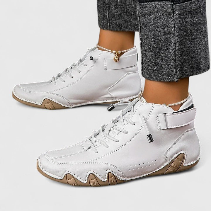 Halyviora | Orthopaedic Boots