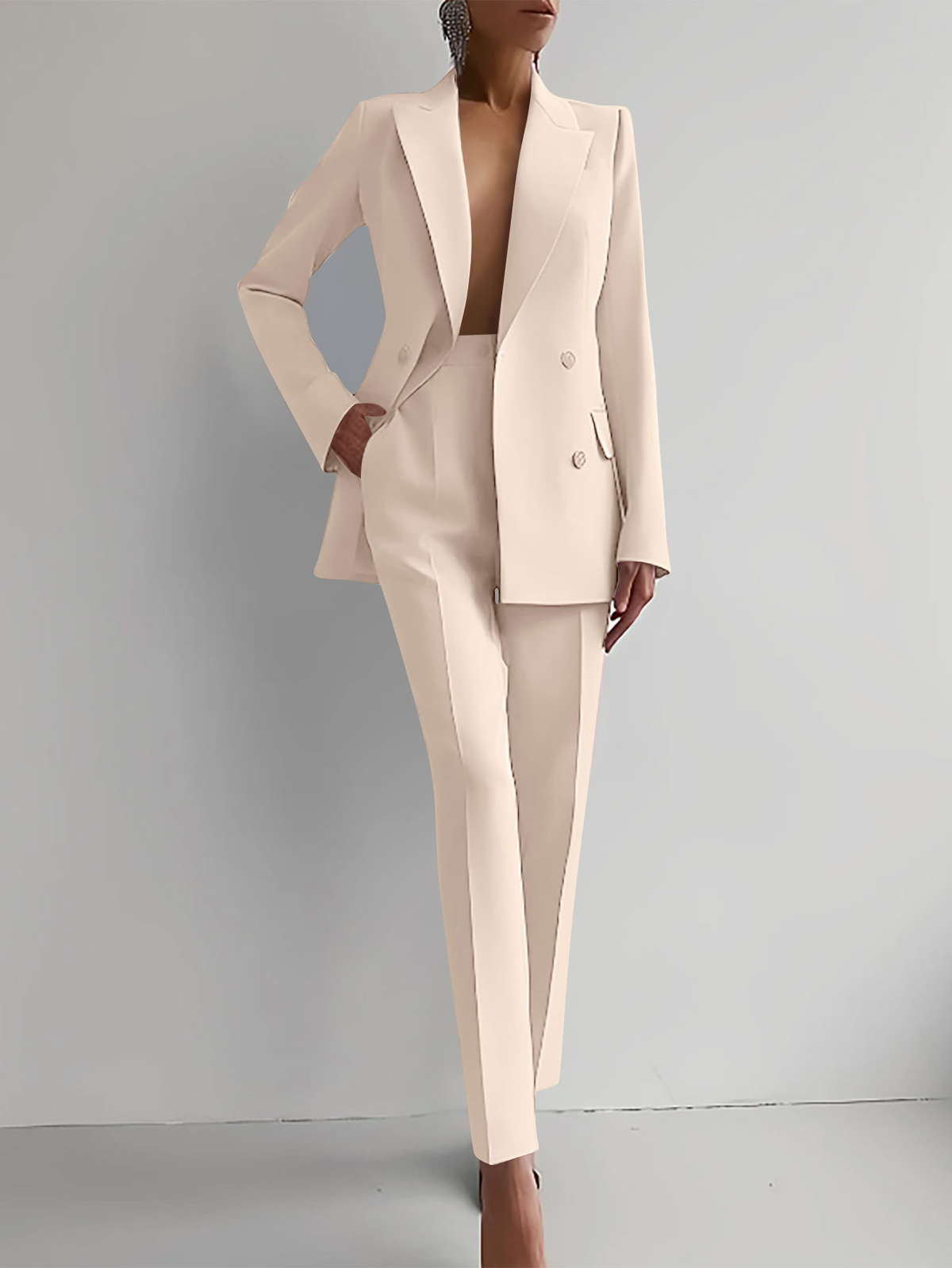Eleonor | Elegant Women's Suit Image