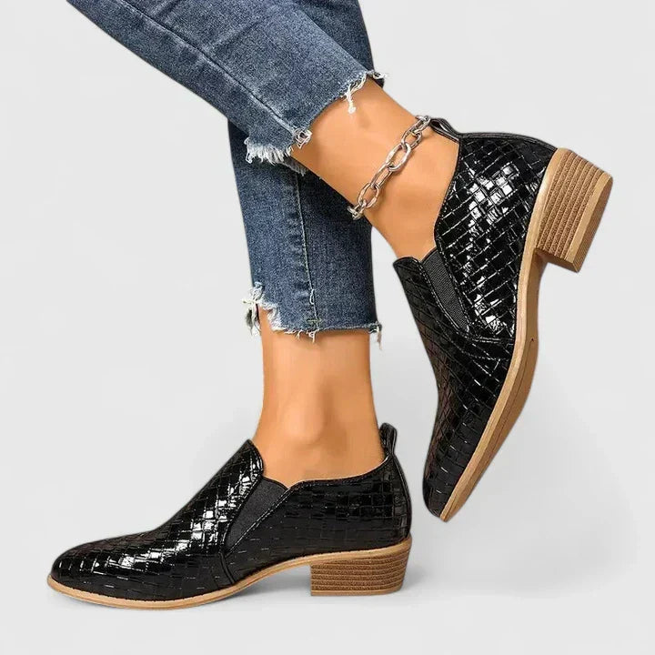 Violeandra | Orthopaedic Shoes Image