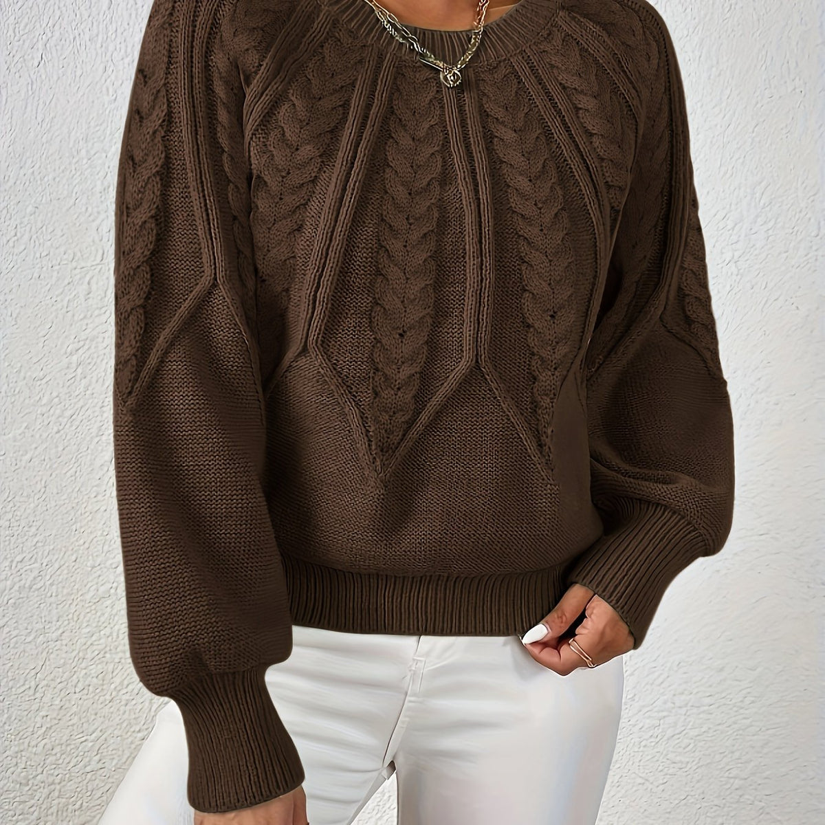Women's Cable-Knit Cropped Jumper with Ribbed Crew Neck Image