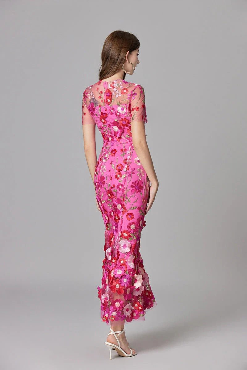Scarlett | Women's Floral Applique Sleeveless Maxi Dress Image
